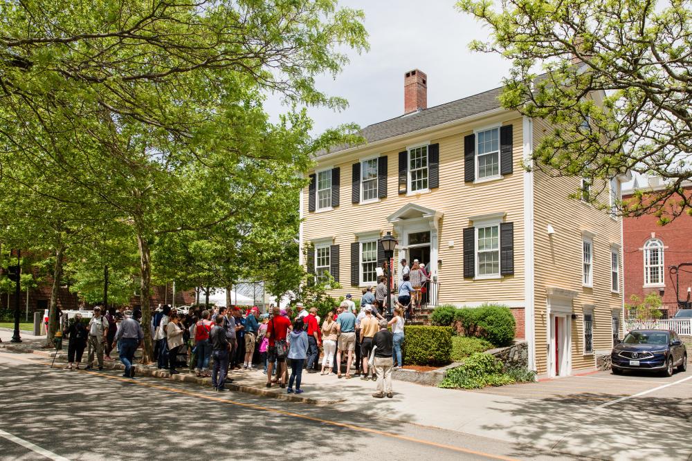 Crowd during commencement